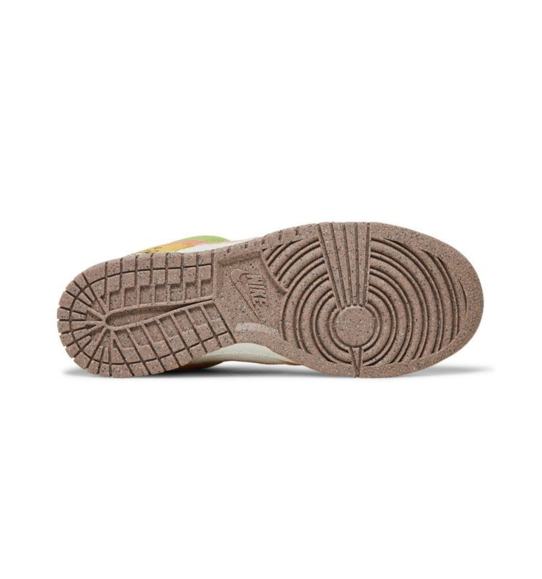 Women's Nike Dunk Low SE "Sun Club"