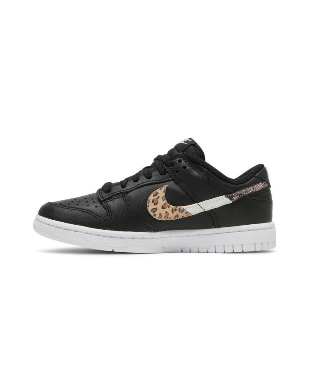 Women's Nike Dunk Low SE "Primal Black"