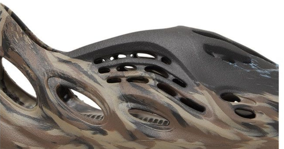 Yeezy Foam Runner "MX Cinder"