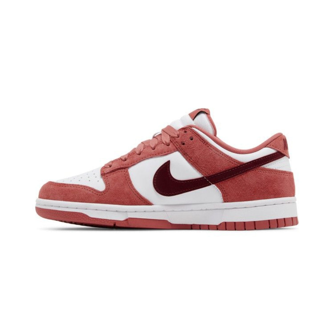 Women's Nike Dunk Low "Valentine's Day" (2024)