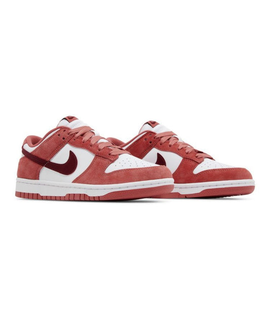 Women's Nike Dunk Low "Valentine's Day" (2024)