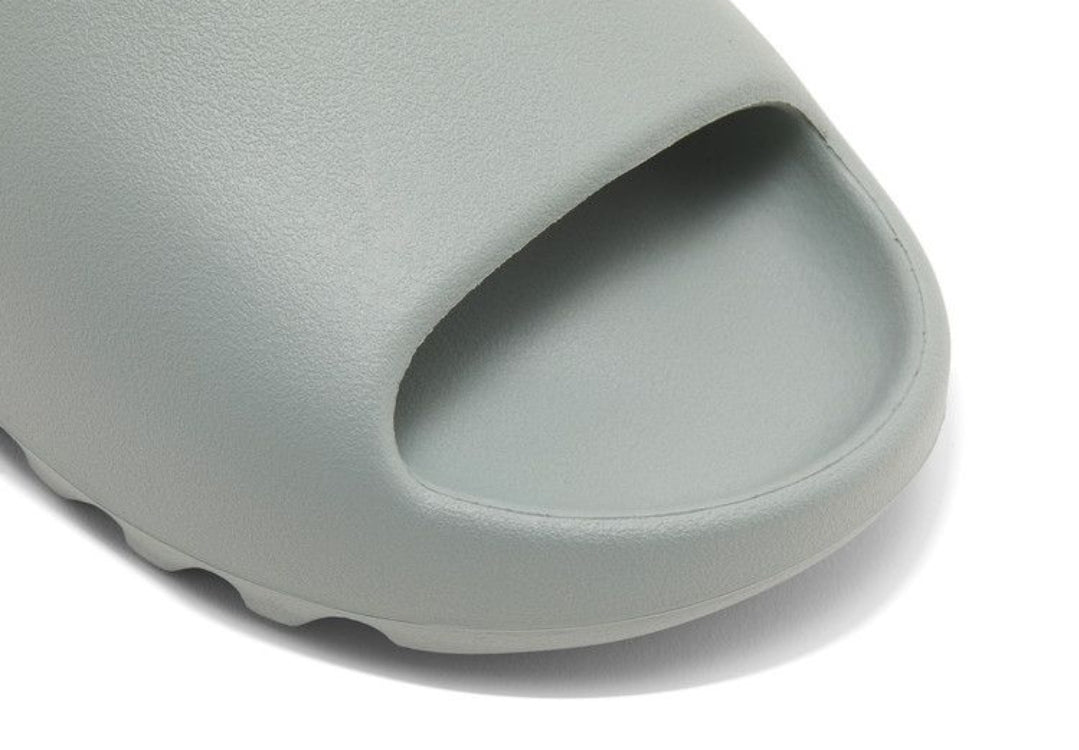 Adidas Yeezy Slides "Salt"
